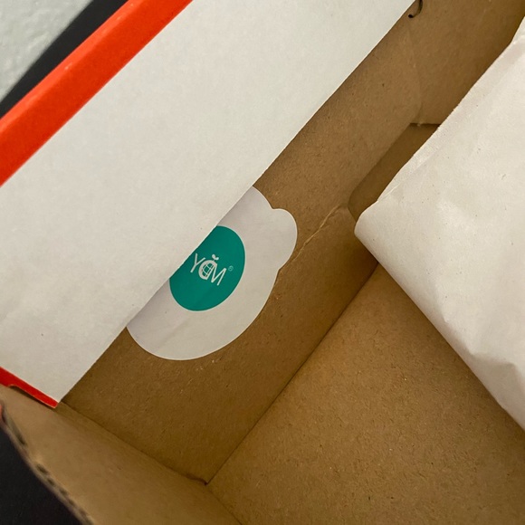 Nike Dunk Low SP Kentucky 2020 - Picture 8 of 13